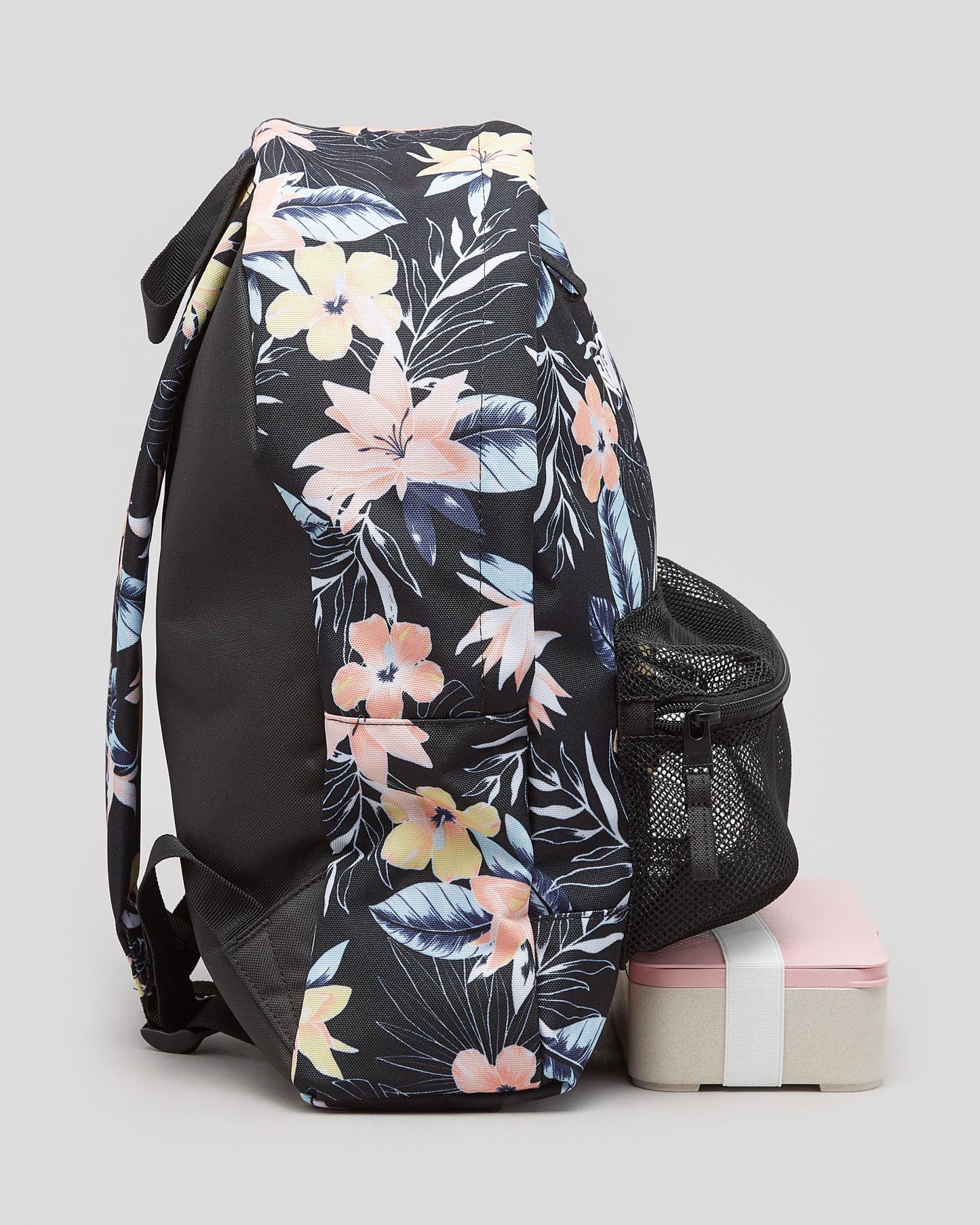 HOME TOUR BACKPACK