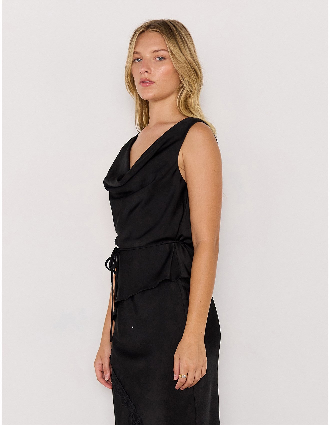 MOMENTO COWL NECK TOP