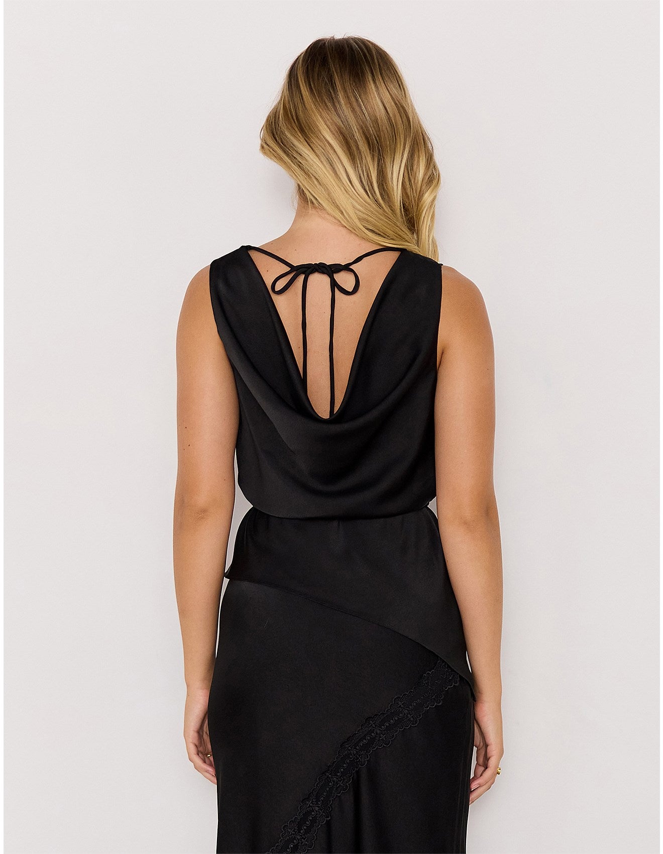 MOMENTO COWL NECK TOP