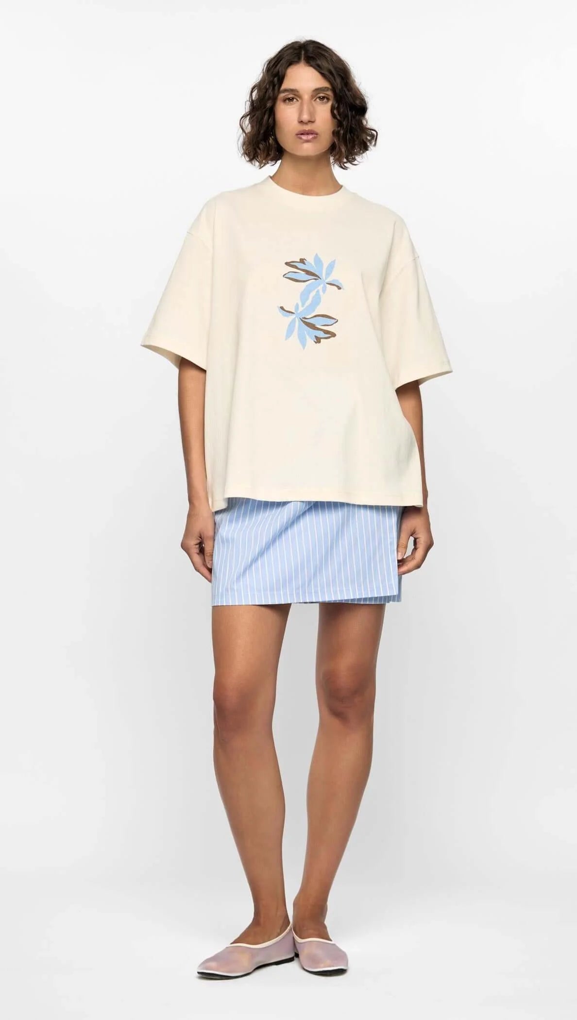 MAE GRAPHIC TEE
