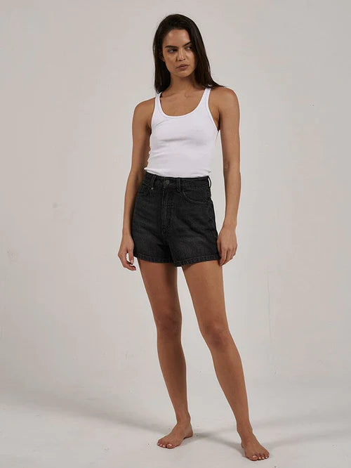 ERICA SHORT
