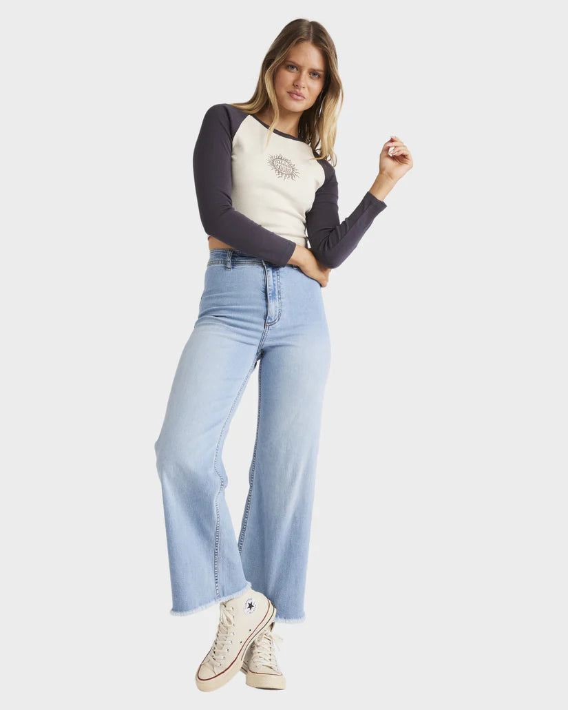 BRING THE SUN RAGLAN