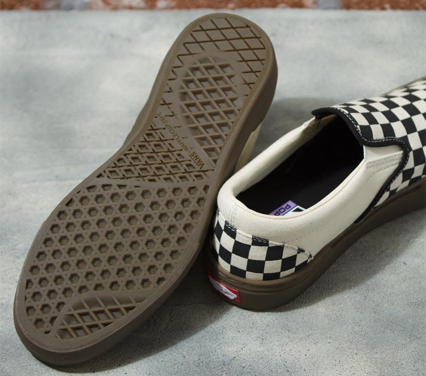 SLIP-ON CHECKERBOARD