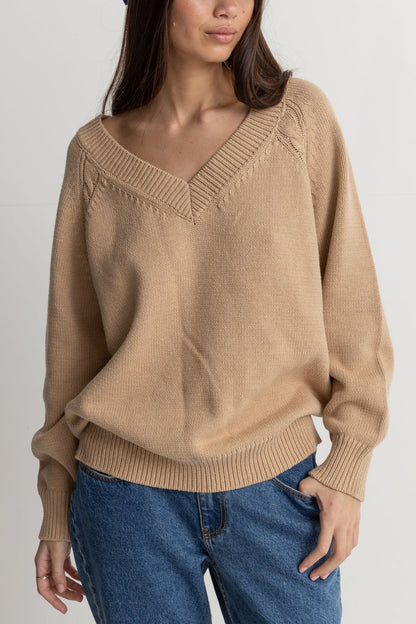 MOONSTONE OVERSIZED V NECK