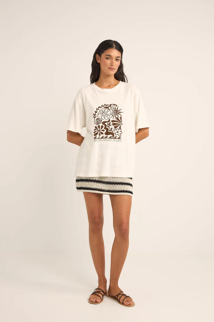 BLOOM STUDIO OVERSIZED T-SHIRT