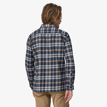 Load image into Gallery viewer, M L/S Organic Cotton MW Fjord Flannel Shirt
