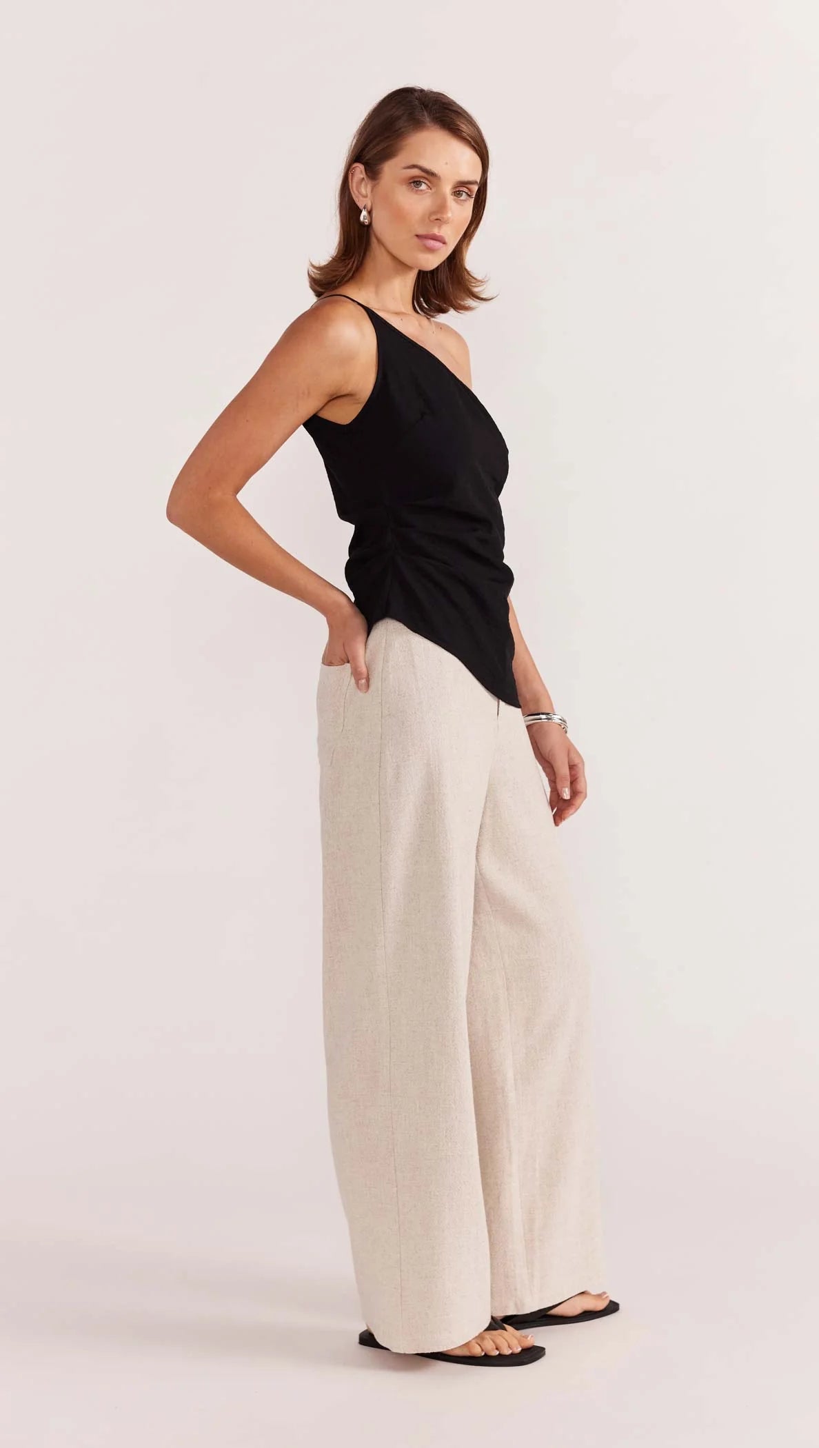 EVA ONE SHOULDER TOP