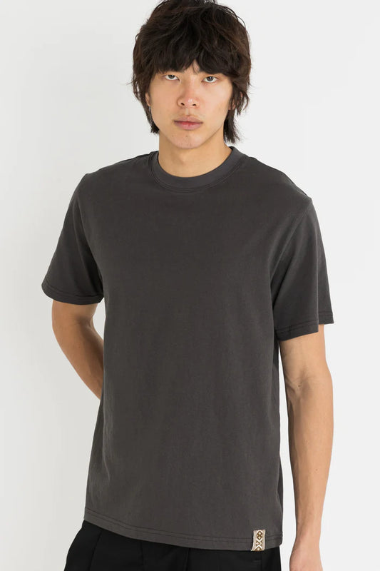 CLASSIC VINTAGE TEE