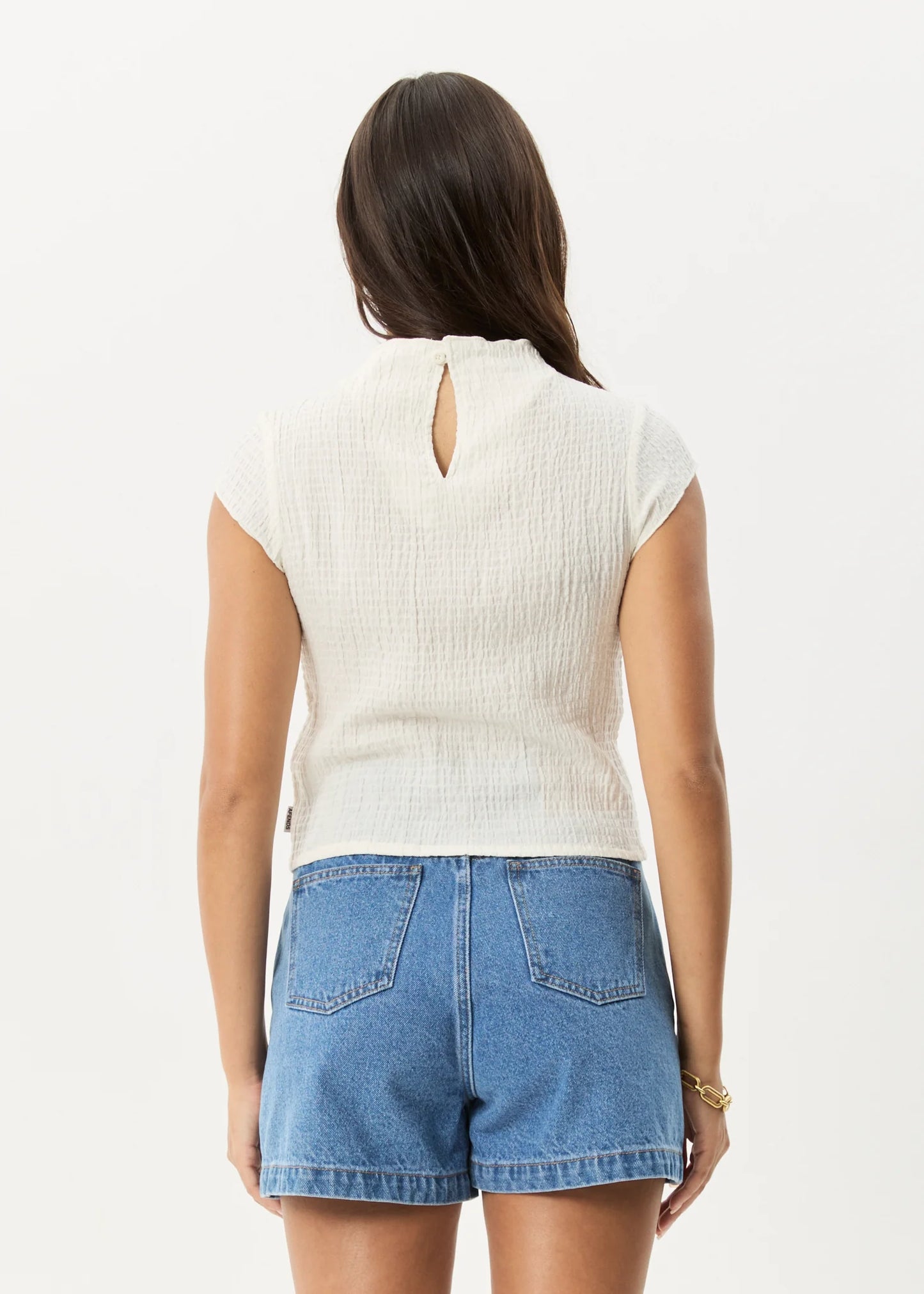 FOCUS - SEERSUCKER MOCK NECK TOP