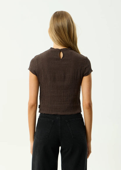 FOCUS - SEERSUCKER MOCK NECK TOP