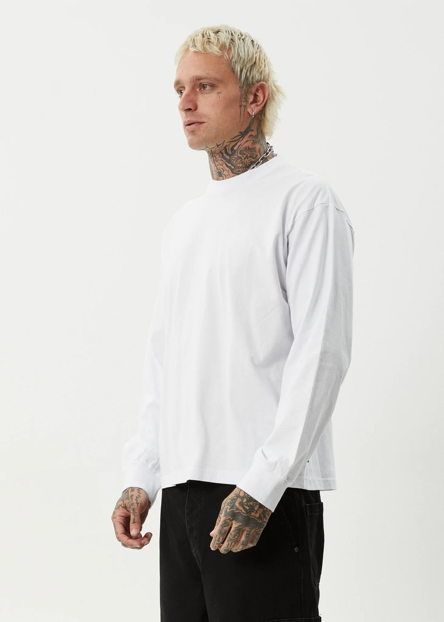 GENESIS - BOXY LONG SLEEVE TEE