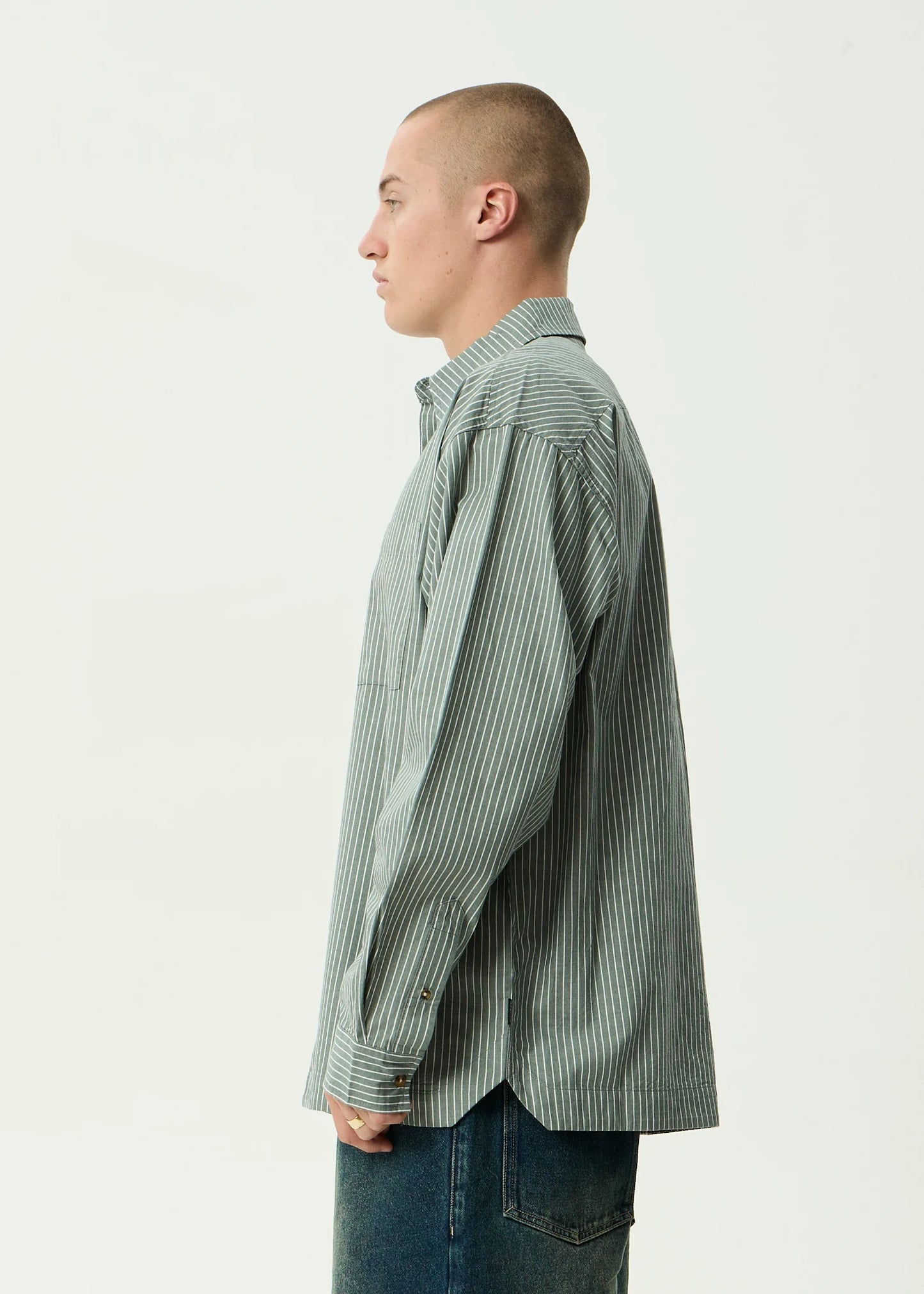 PINNED - OVERSIZED STRIPED LONG SLEEVE SHIRT