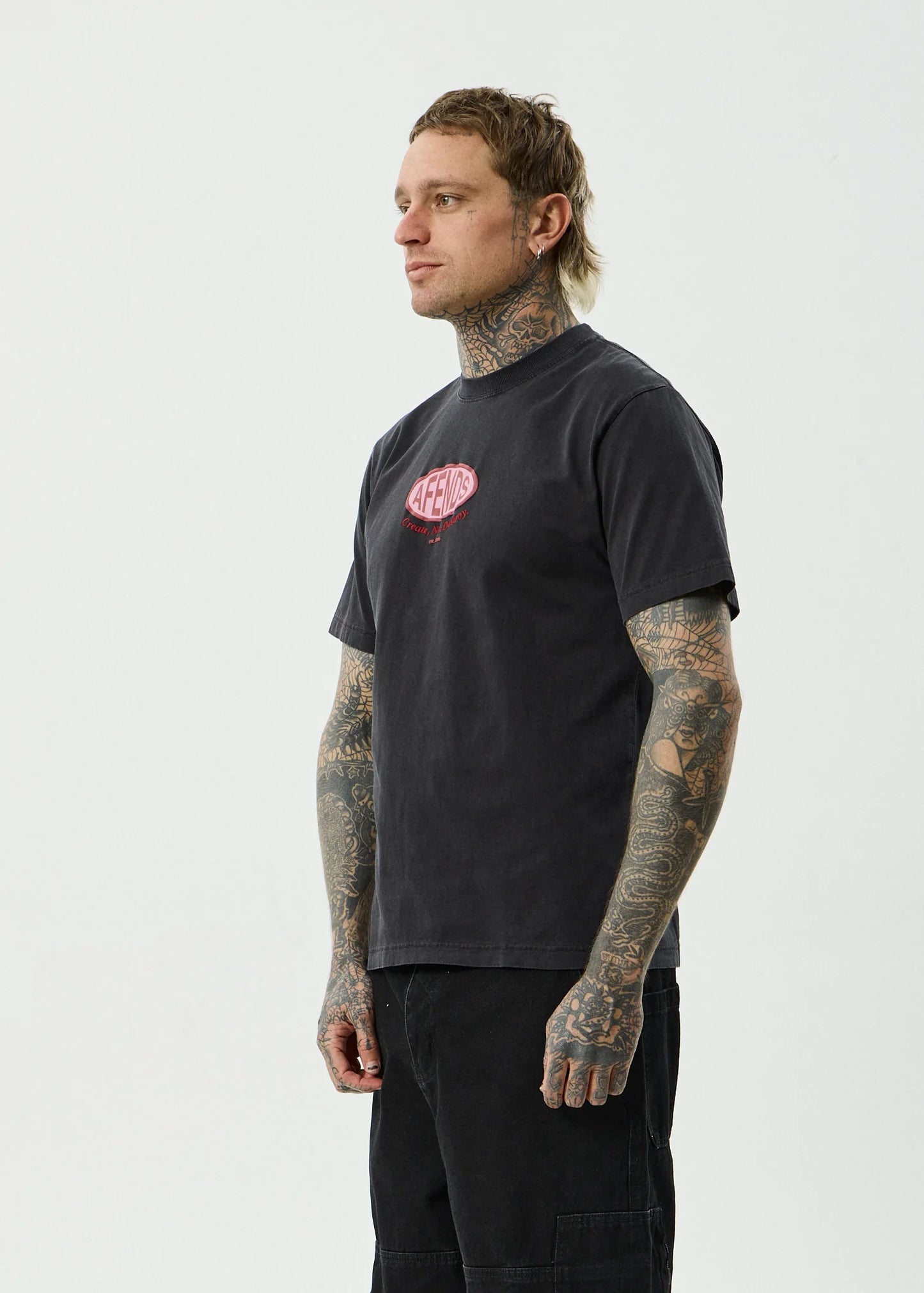 DESTROYED - RETRO TEE