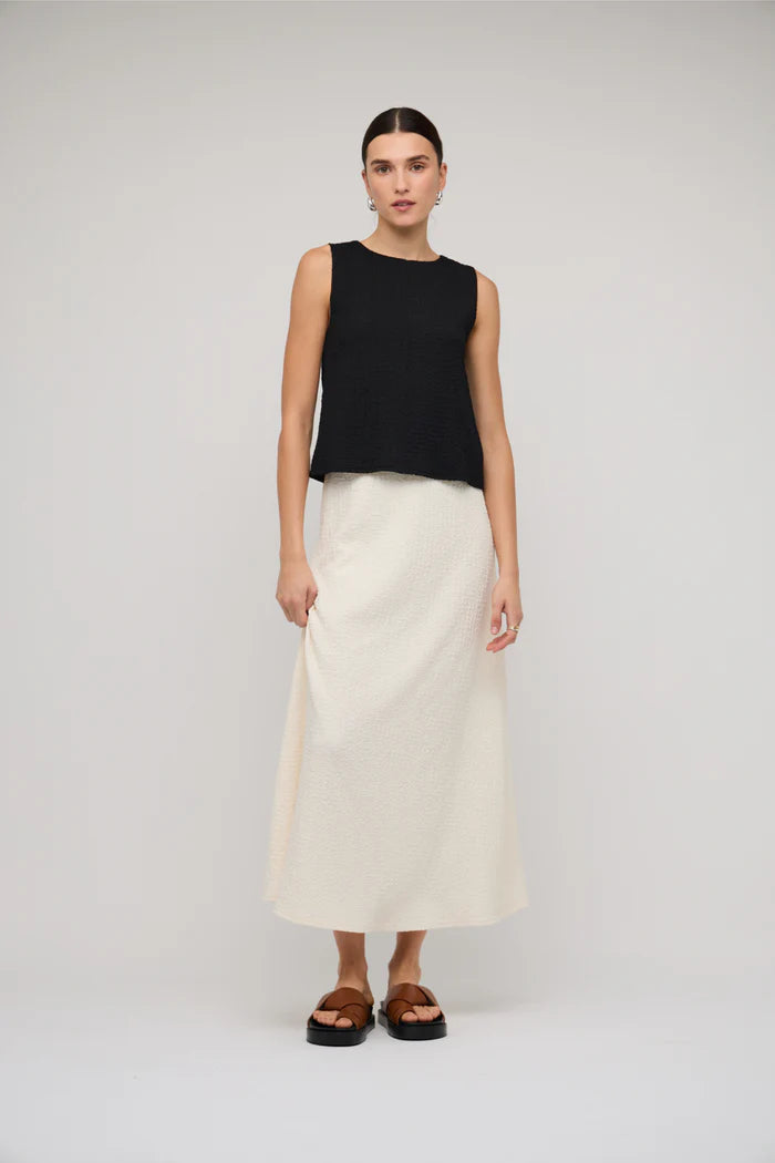 LYRIC SLEEVELESS TOP