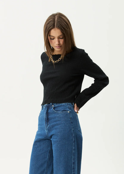 FOCUS - SEERSUCKER LONG SLEEVE TOP