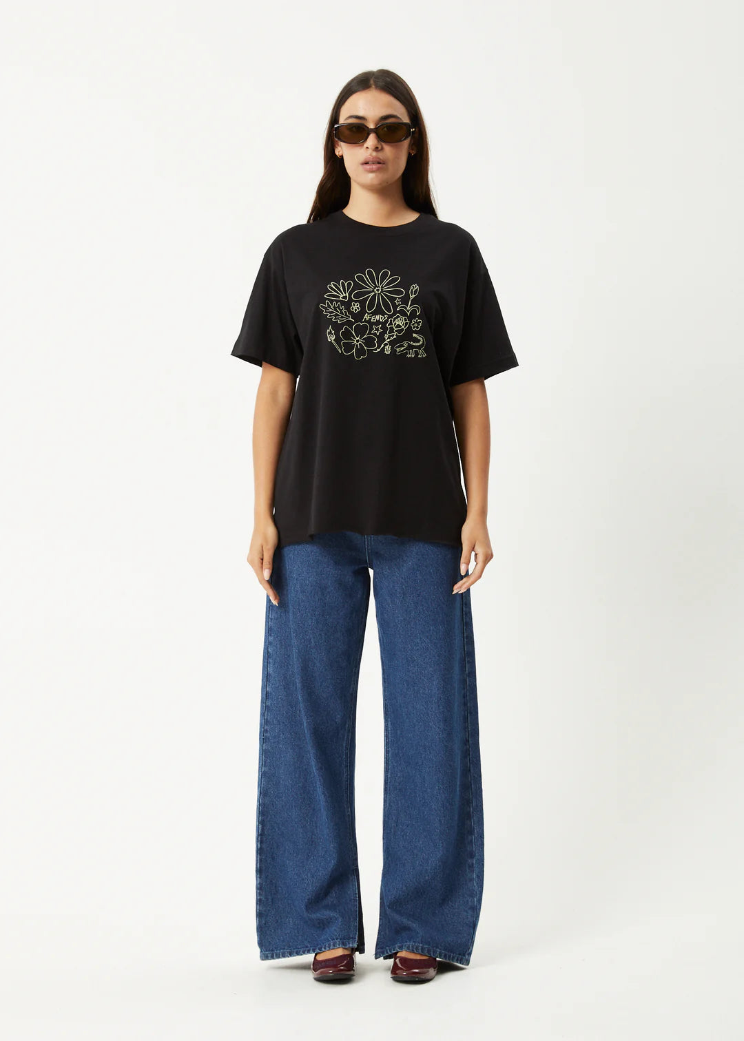 SHAPES -  OVERSIZED TEE