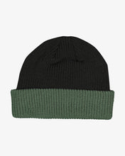 Load image into Gallery viewer, BOYS TRADITIONAL BEANIE

