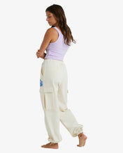 Load image into Gallery viewer, PALM LIFE TRACKPANT
