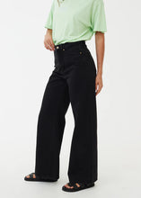 Load image into Gallery viewer, GIGI ORGANIC DEMIN FLARED JEANS

