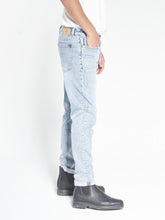 Load image into Gallery viewer, BUZZCUT DENIM JEAN
