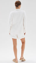 Load image into Gallery viewer, QUINN TAILORED SHORTS

