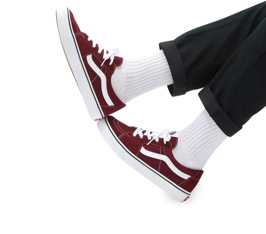 Vans authentic port store royale on feet